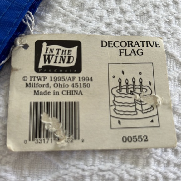 Large Decorative Birthday Flag.Never used - Picture 4 of 4